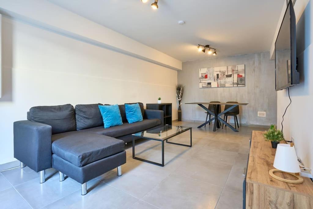 Urban Front - Walking Distance From Paceville And St George Bay Beach Is-Swieqi Εξωτερικό φωτογραφία
